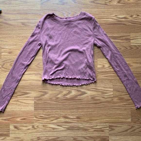 NWOT Cropped Tee with Lettuce Hem - Picture 2 of 5